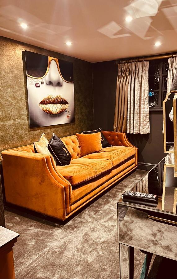 Funky Monk Hotel إبينغ المظهر الخارجي الصورة